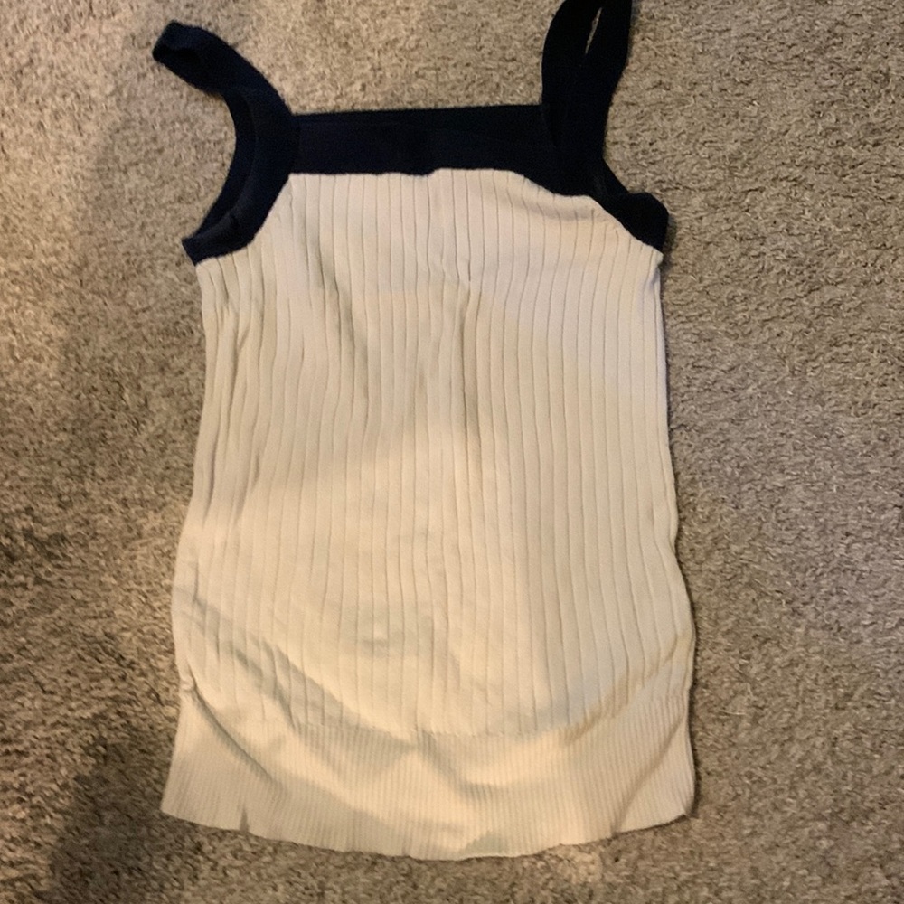 Old navy tank top size small